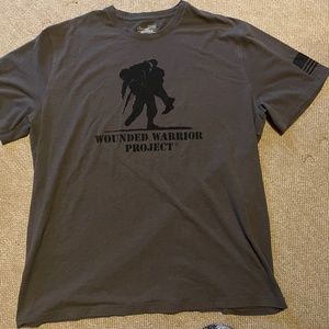 Mens under armour shirt